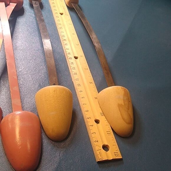 Vintage Shoe Stretchers Set - Picture 2 of 4